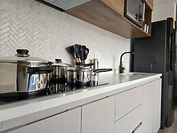 Urban Chico by Weeki