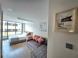 Urban Chico by Weeki