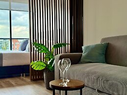 Urban Chico by Weeki