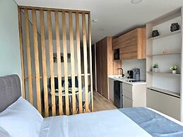 Urban Chico by Weeki