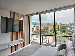 Urban Chico by Weeki