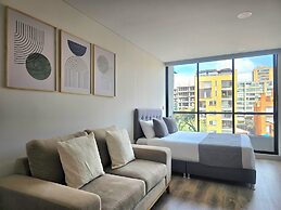 Urban Chico by Weeki