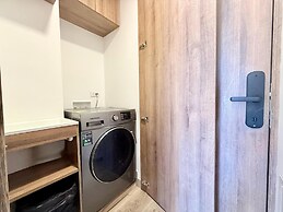 Urban Chico by Weeki