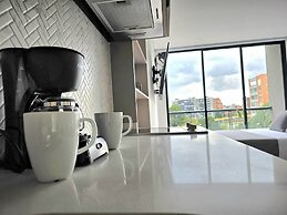 Urban Chico by Weeki