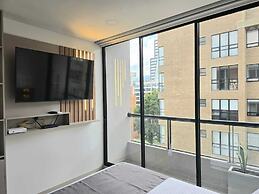 Urban Chico by Weeki