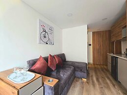 Urban Chico by Weeki