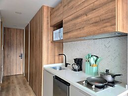 Urban Chico by Weeki