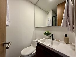 Urban Chico by Weeki