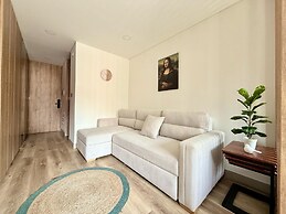 Urban Chico by Weeki