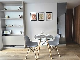 Urban Chico by Weeki