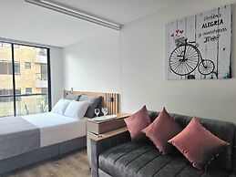 Urban Chico by Weeki