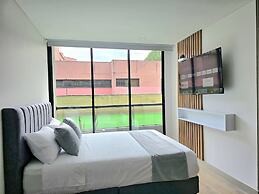 Urban Chico by Weeki