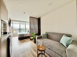 Urban Chico by Weeki