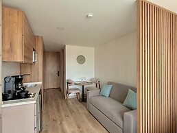 Urban Chico by Weeki