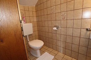 Attractive Apartment With Terrace