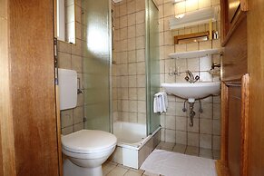 Attractive Apartment With Terrace