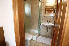 Attractive Apartment With Terrace