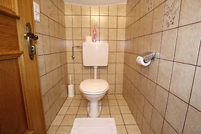 Attractive Apartment With Terrace