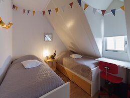 Zeeland Retreat; Sauna and Seaside Charm