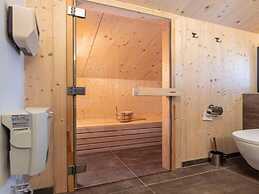 Chalet With Spacious Terrace