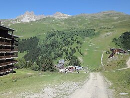 Cosy Flat in Meribel Close to the ski Lifts