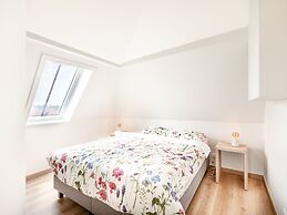 Beautiful Villa With Garden