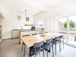 Beautiful Villa With Garden