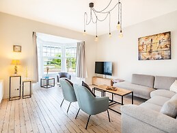 Beautiful Villa With Garden