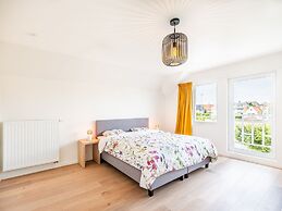 Beautiful Villa With Garden