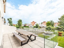 Beautiful Villa With Garden