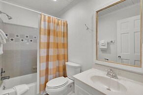 Racquet Club 35 by Wild Dunes, in Resort Core