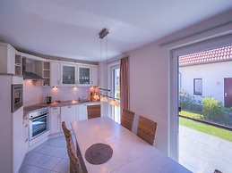 Ferienhaus mit Grosser Terrasse