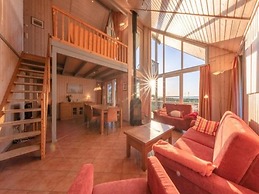 Ferienhaus mit Terrasse und Balkon