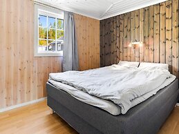 4 Star Holiday Home in Naustbukta