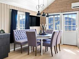 4 Star Holiday Home in Naustbukta