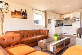 Welcoming Holiday Home With Garden