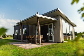 Welcoming Holiday Home With Garden