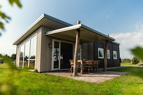 Welcoming Holiday Home With Garden