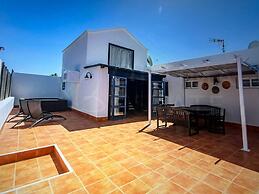 Beautiful Villa in Playa Blanca