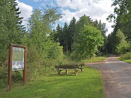 Cozy Apartment Near the Forest in Mark
