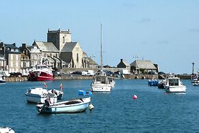 Holiday Home 150m From the sea