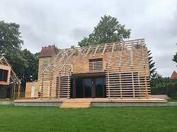Chalet Near Schwerin With Golf & Riding