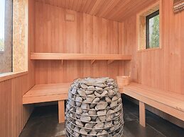 12 Person Holiday Home in Vaeggerlose