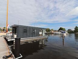 Spend the Night on the Water in Lemmer