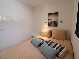 Spend the Night on the Water in Lemmer