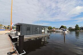 Houseboat in Lemmer With Harbor Views