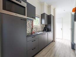 Rural House in a Park Near Molenschot