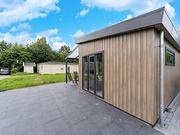 Rural House in a Park Near Molenschot