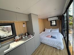 Space House Hotel Phuket