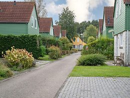 Nice Holiday Home Near Beach